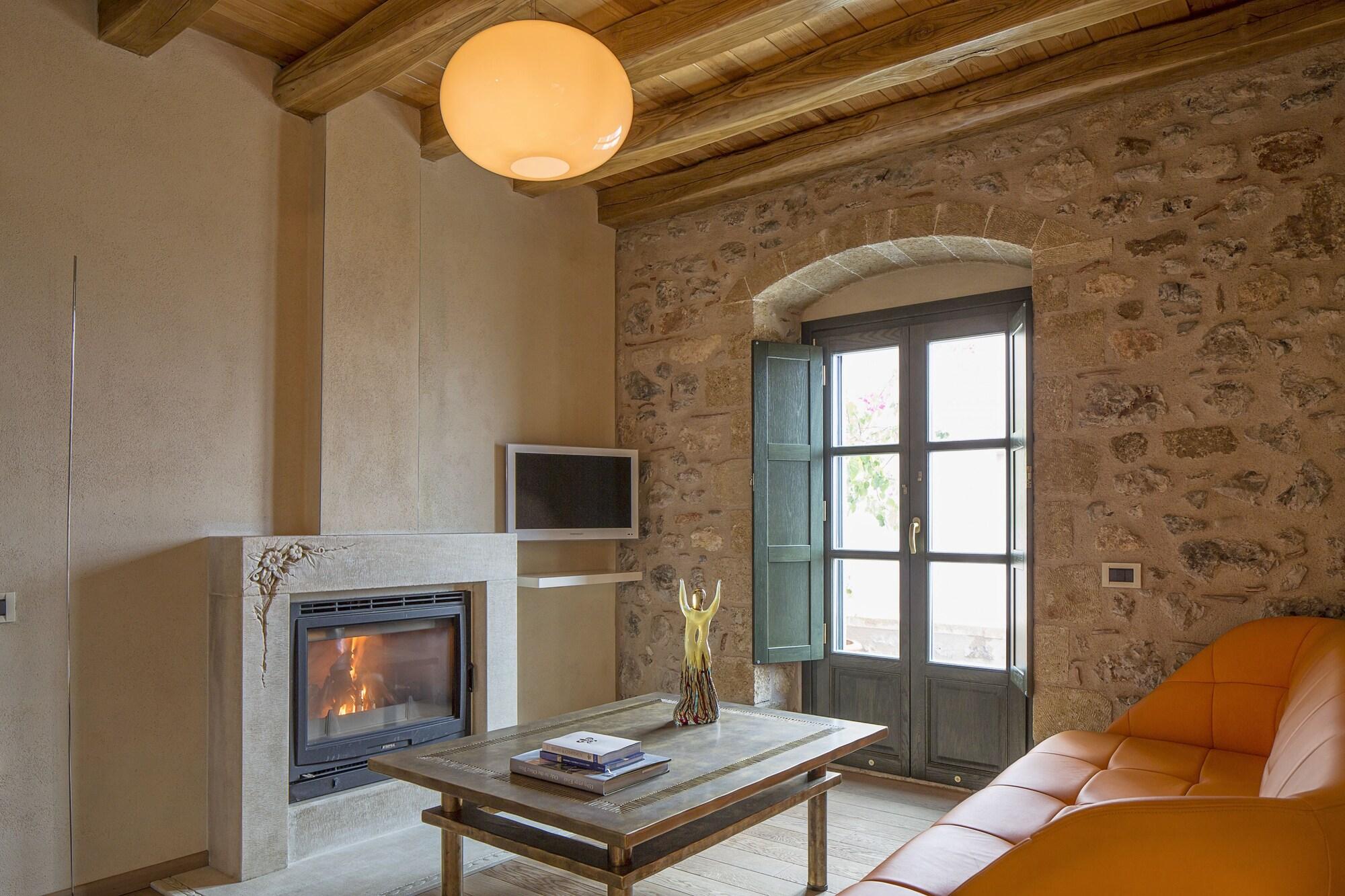 Moni Emvasis Luxury Suites Monemvasía Eksteriør billede